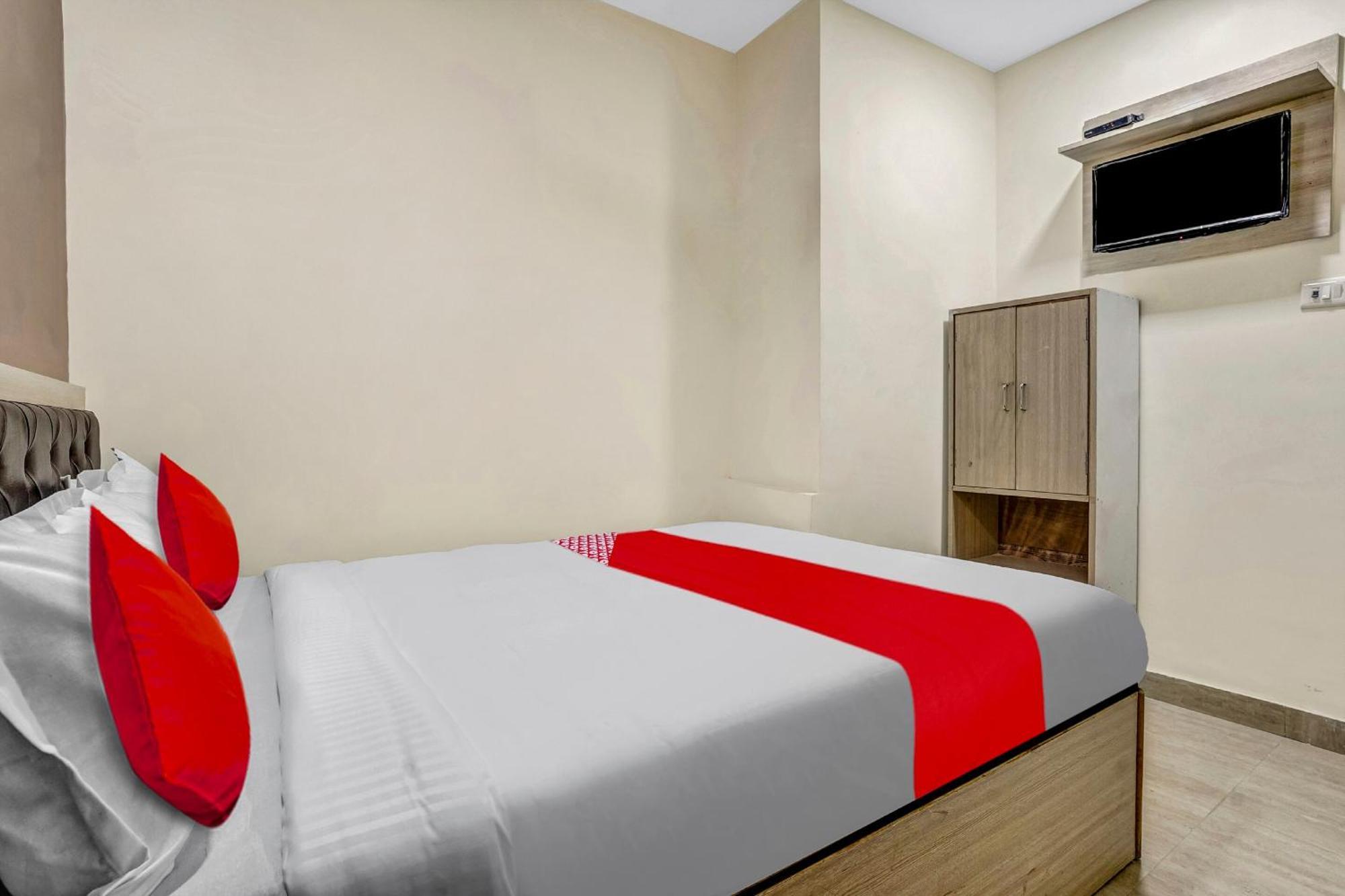 Hotel O Relax Palace 孟买 外观 照片